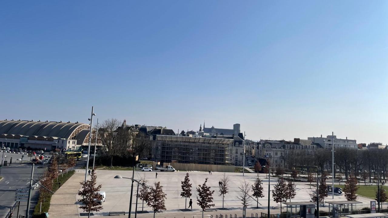 Porte Mars